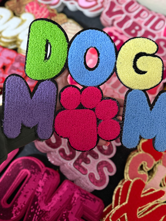 DOG MOM CHENILLE PATCH